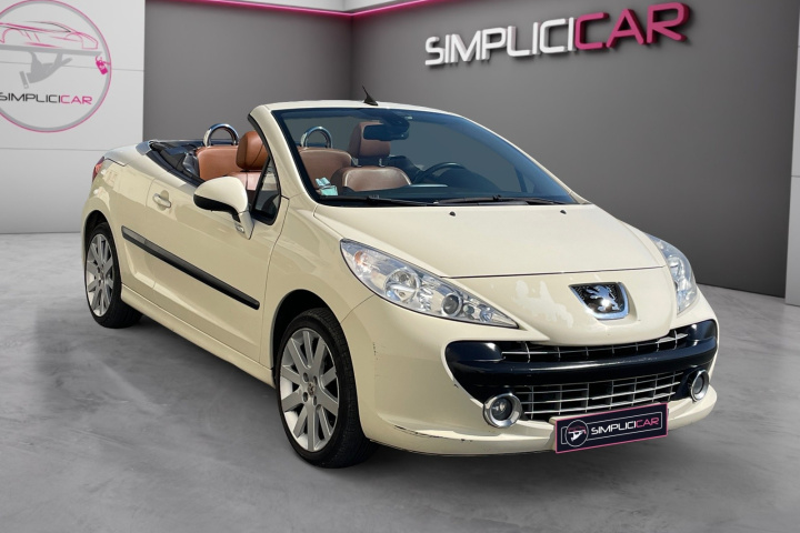 PEUGEOT 207 CC