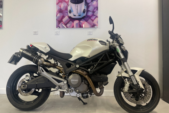 Ducati Monster