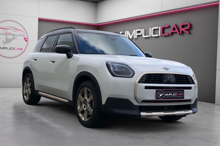 MINI COUNTRYMAN